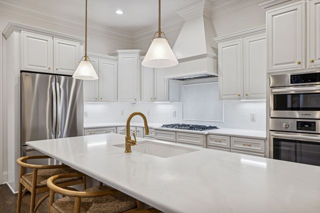 1632 Cooper Creek Ln, Franklin, TN 37064