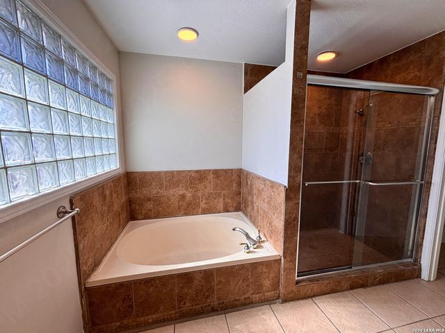 18035 Green Knoll, San Antonio, TX 78258