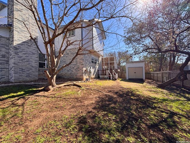 18035 Green Knoll, San Antonio, TX 78258