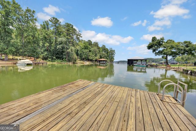 124 E Ward Road, Jackson, GA 30233