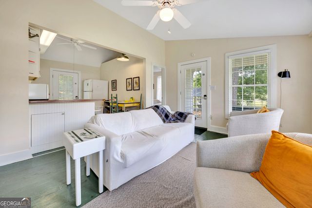 124 E Ward Road, Jackson, GA 30233