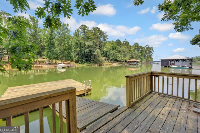 124 E Ward Road, Jackson, GA 30233