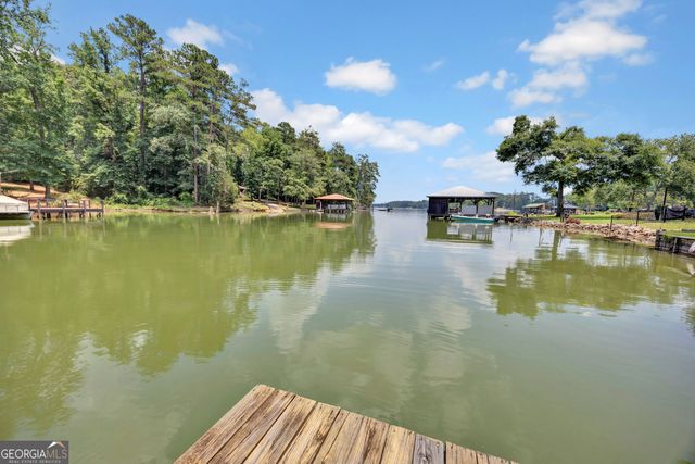 124 E Ward Road, Jackson, GA 30233