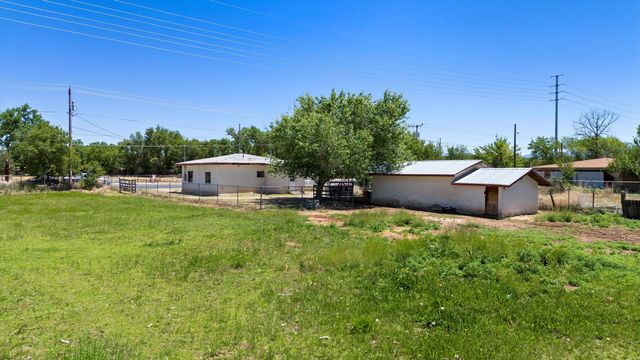 1227 E River Road, Belen, NM 87002