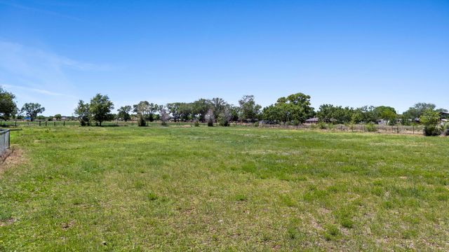 1227 E River Road, Belen, NM 87002