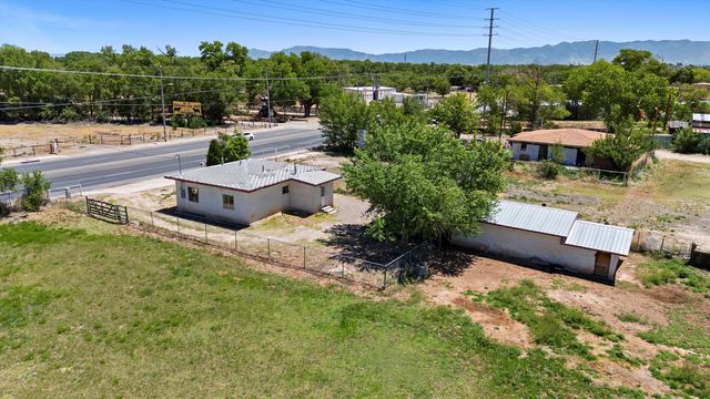 1227 E River Road, Belen, NM 87002