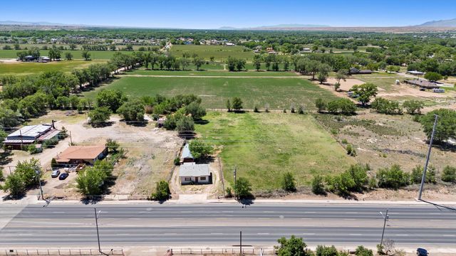 1227 E River Road, Belen, NM 87002