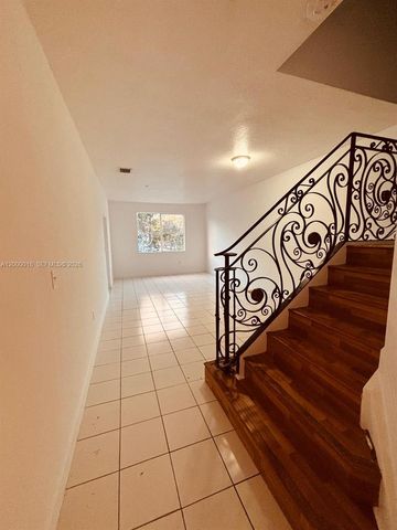 7080 NW 177th St 201-13, Hialeah, FL 33015