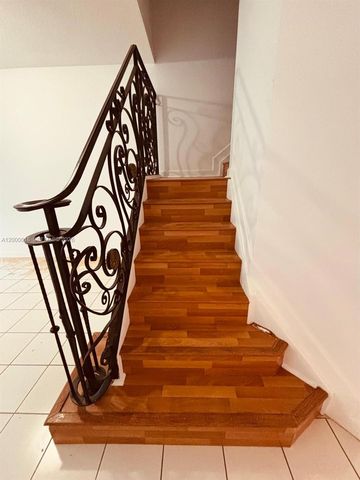 7080 NW 177th St 201-13, Hialeah, FL 33015