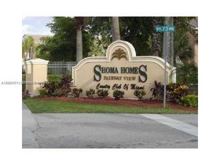 7080 NW 177th St 201-13, Hialeah, FL 33015