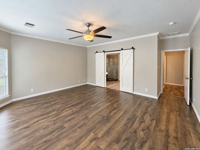 9207 Putnam Dr, Helotes, TX 78023