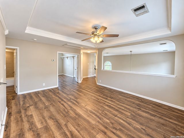 9207 Putnam Dr, Helotes, TX 78023
