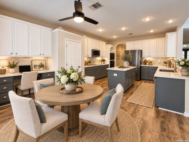 9207 Putnam Dr, Helotes, TX 78023