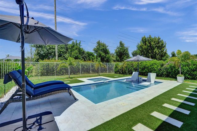 9621 Mosler Trail, Lake Worth, FL 33467