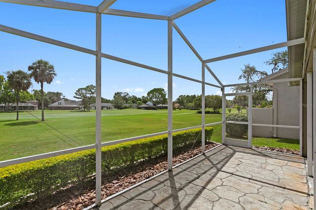 14607 VILLAGE GLEN CIRCLE, Tampa, FL 33618