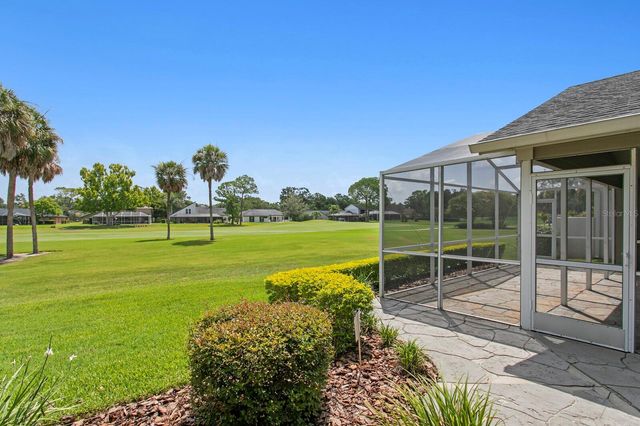 14607 VILLAGE GLEN CIRCLE, Tampa, FL 33618