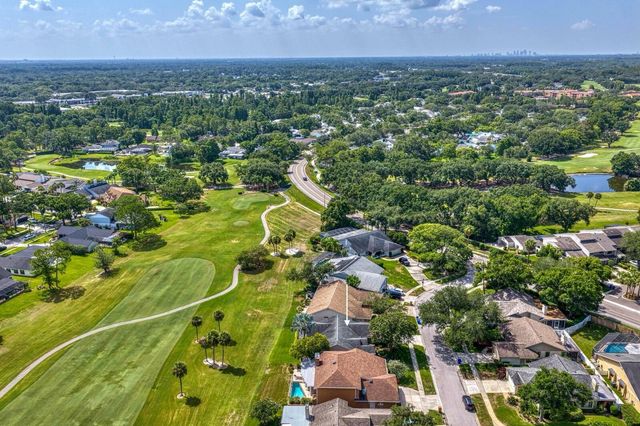 14607 VILLAGE GLEN CIRCLE, Tampa, FL 33618
