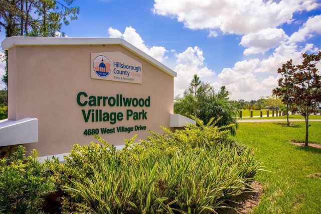14607 VILLAGE GLEN CIRCLE, Tampa, FL 33618