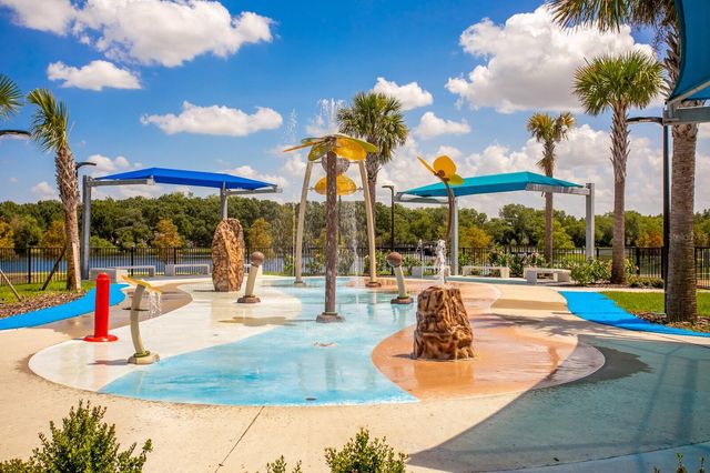 14607 VILLAGE GLEN CIRCLE, Tampa, FL 33618