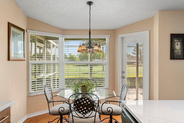 14607 VILLAGE GLEN CIRCLE, Tampa, FL 33618