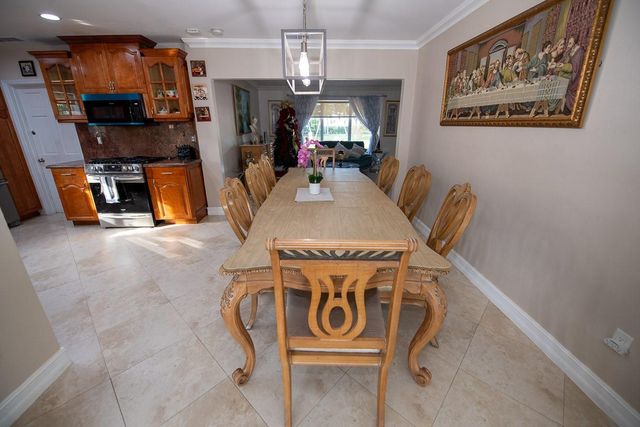 11040 NW 16th St, Pembroke Pines, FL 33026