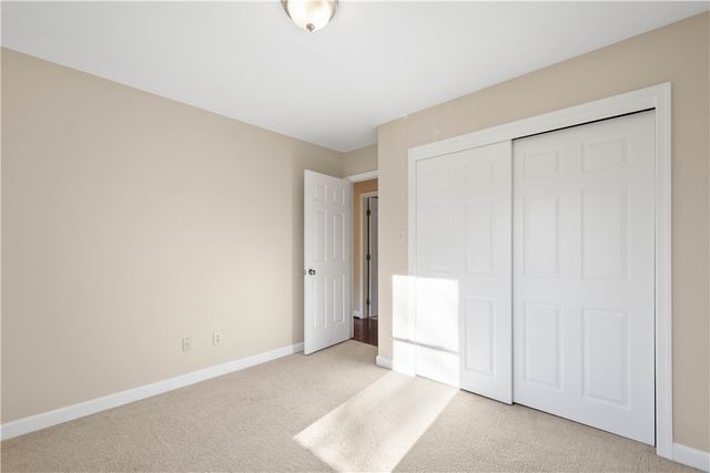 118 Vista Dr, Cecil, PA 15317