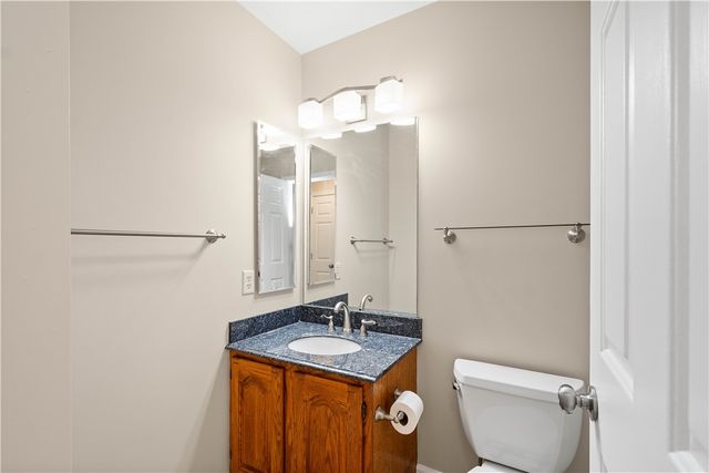 118 Vista Dr, Cecil, PA 15317