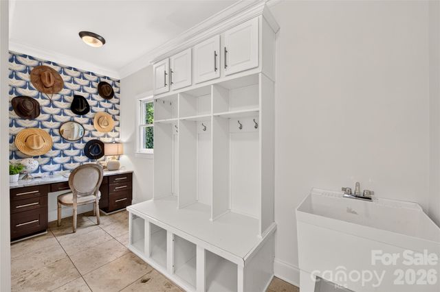 8004 Maremont Court, Charlotte, NC 28270