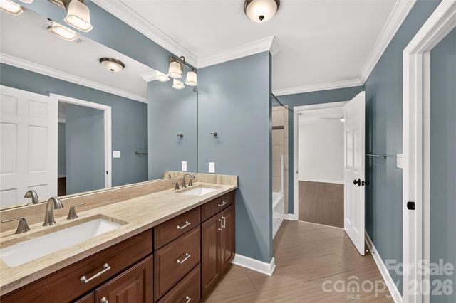 8004 Maremont Court, Charlotte, NC 28270