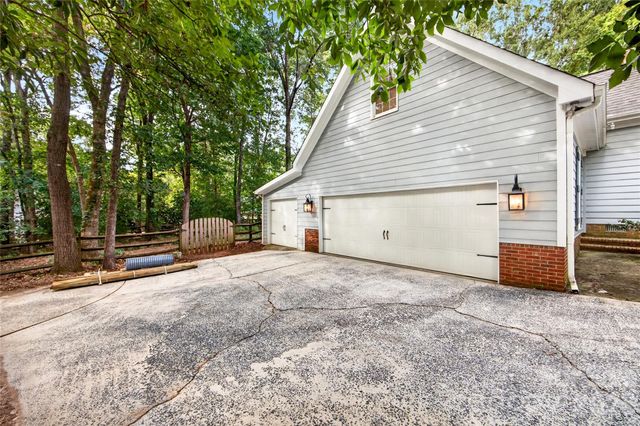 8004 Maremont Court, Charlotte, NC 28270