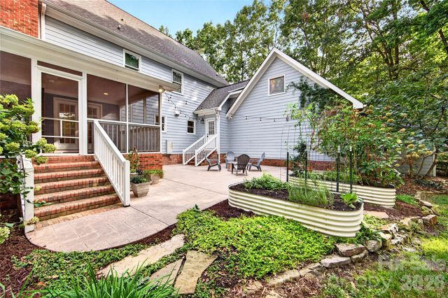 8004 Maremont Court, Charlotte, NC 28270