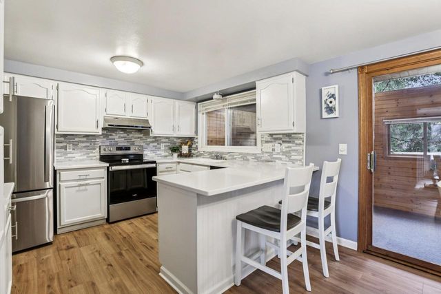 3399 Swinburne Drive, Mcfarland, WI 53558