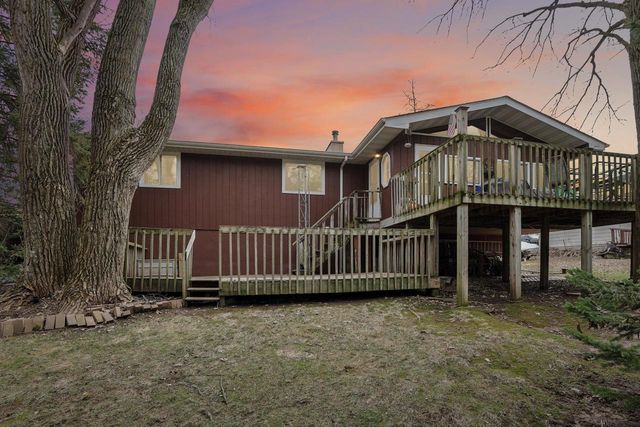 3399 Swinburne Drive, Mcfarland, WI 53558
