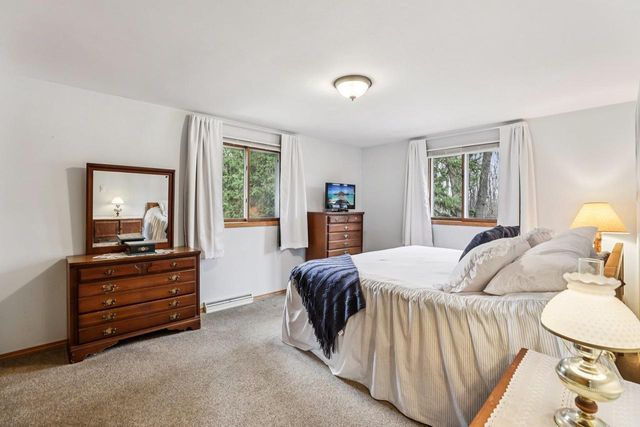 3399 Swinburne Drive, Mcfarland, WI 53558