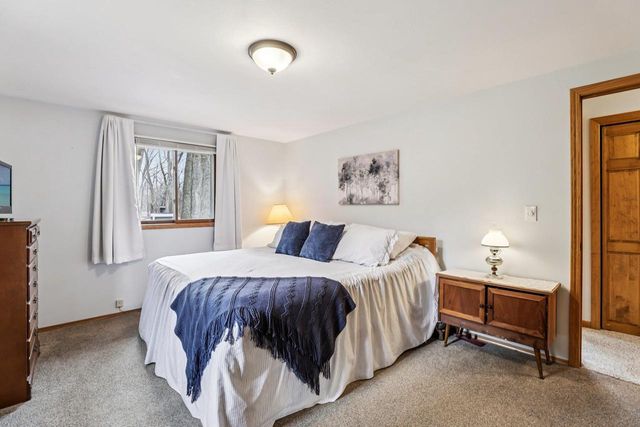 3399 Swinburne Drive, Mcfarland, WI 53558