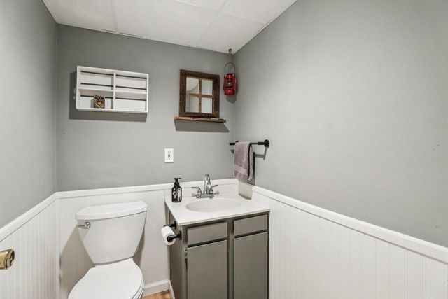 3399 Swinburne Drive, Mcfarland, WI 53558