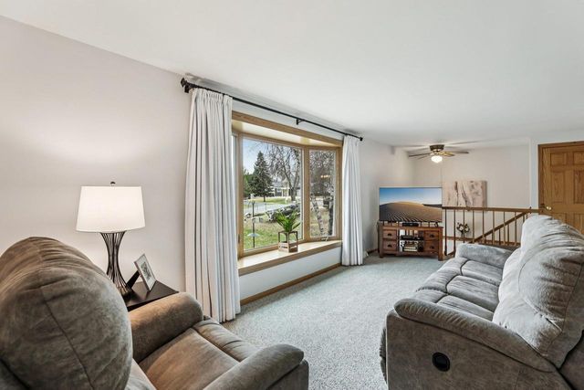 3399 Swinburne Drive, Mcfarland, WI 53558