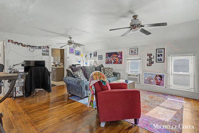 825 Crosby Street Nw, City Of Grand Rapids, MI 49504