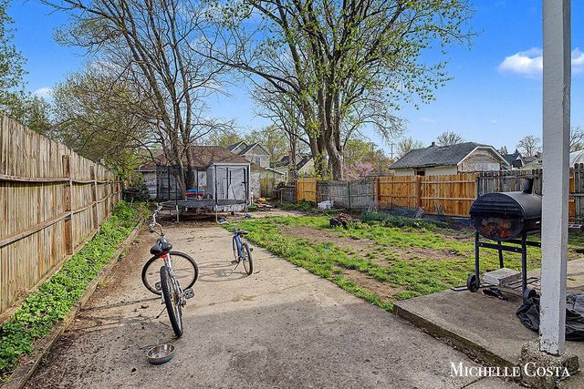 825 Crosby Street Nw, City Of Grand Rapids, MI 49504
