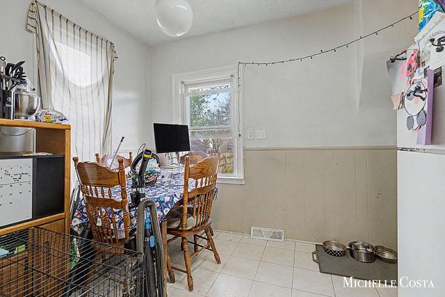 825 Crosby Street Nw, City Of Grand Rapids, MI 49504