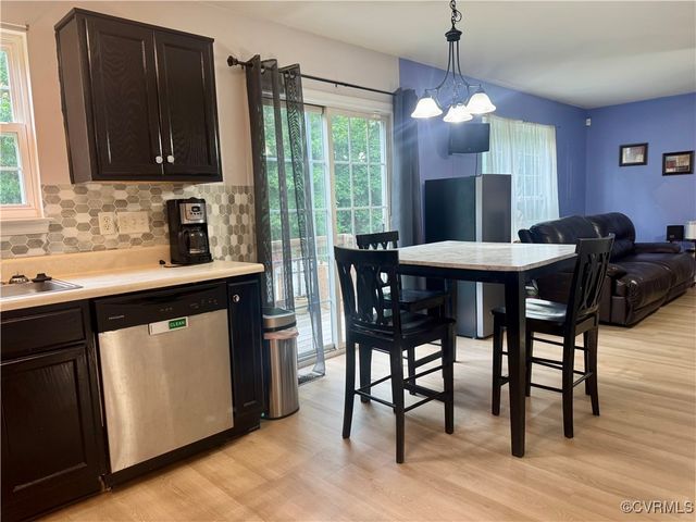 225 Scotch Pine Dr, Sandston, VA 23150