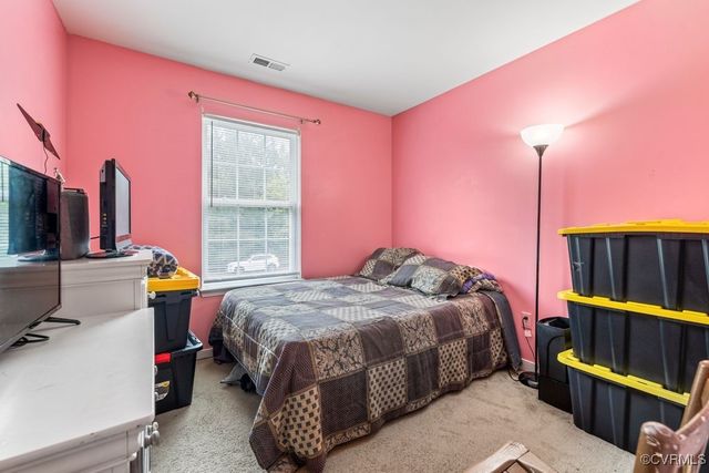 225 Scotch Pine Dr, Sandston, VA 23150