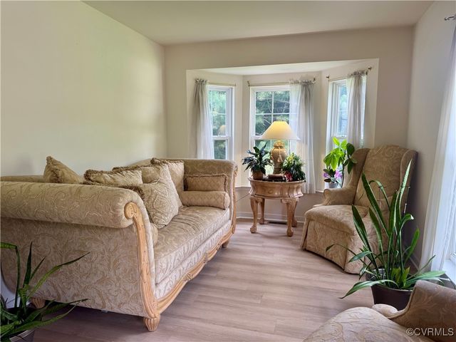 225 Scotch Pine Dr, Sandston, VA 23150