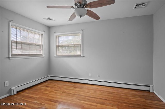 14 Maine Street, Toms River, NJ 08753