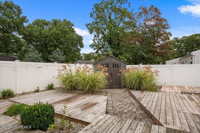 14 Maine Street, Toms River, NJ 08753