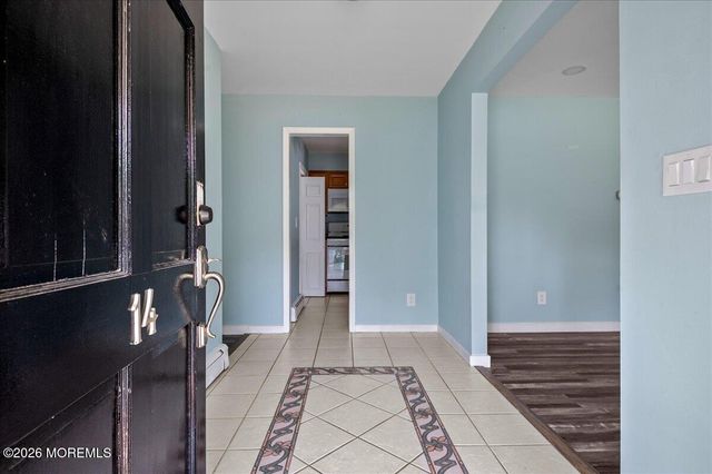 14 Maine Street, Toms River, NJ 08753