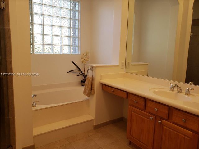 11231 NW 71 Street, Doral, FL 33178