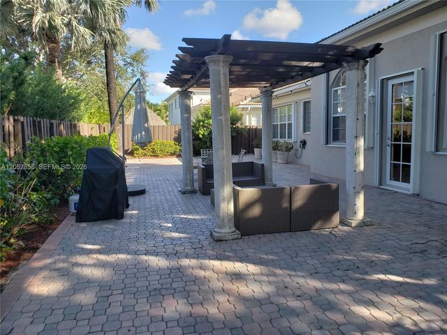 11231 NW 71 Street, Doral, FL 33178