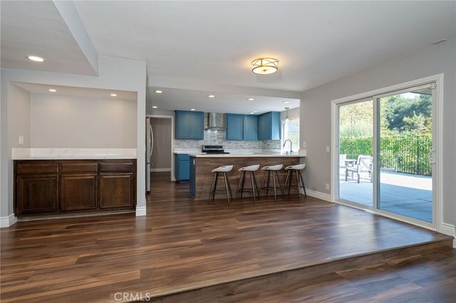 902 Calle Carrillo, San Dimas, CA 91773