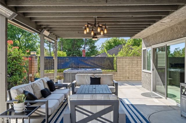 902 Calle Carrillo, San Dimas, CA 91773